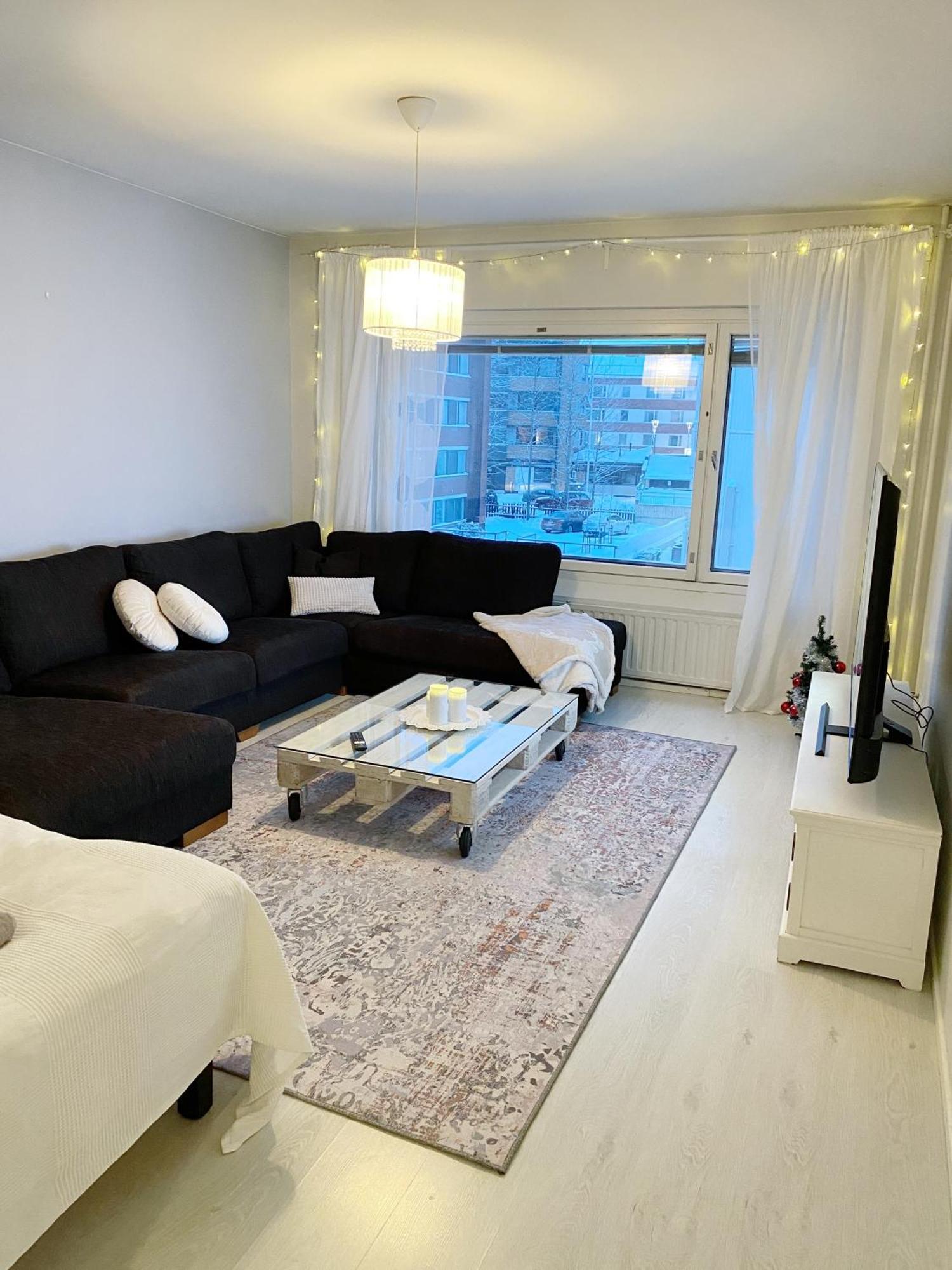 Spacious Home In Heart Of City Rovaniemi Extérieur photo